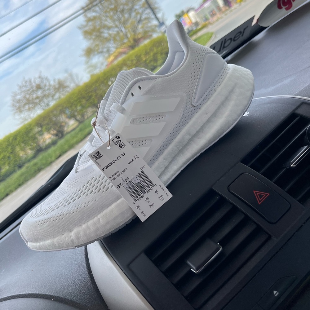 Adidas pureboost 22 cloud white